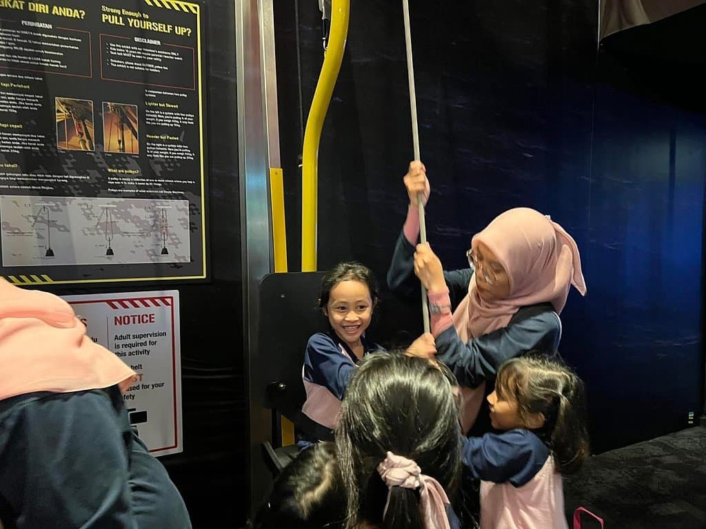 Putrajaya Field Trip Day 3 Petrosains 2025: photo 4