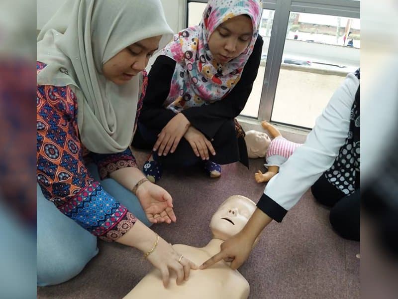 Teachers Training First Aid Kit 2018: photo 2